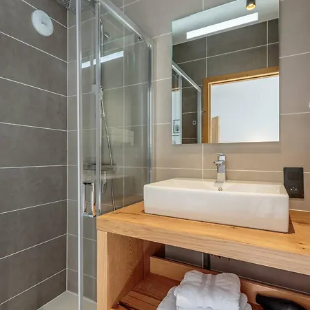 Cosy 4-6 Pers, Parking, Conciergerie, Piscine, Spa, A 2 Min - Fr-1-638-11 * La Plagne